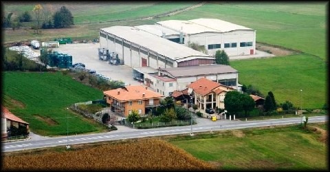 La sede della F.lli VEGLIA, progettazione e produzione di tank container, serbatoi cisterna e tank per trasporti intermodali 